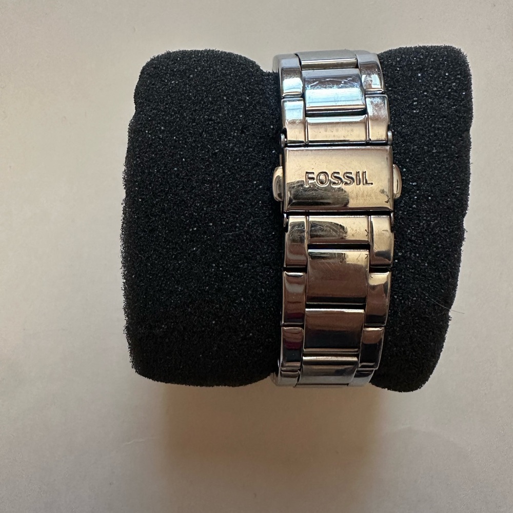 Fossil Watch - Picture 2 of 10